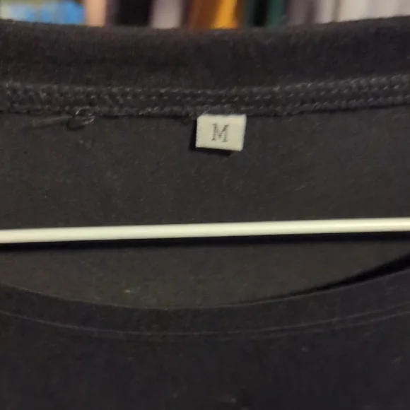 Black Skeleton Cat Graphic Tee - Picture 2 of 2